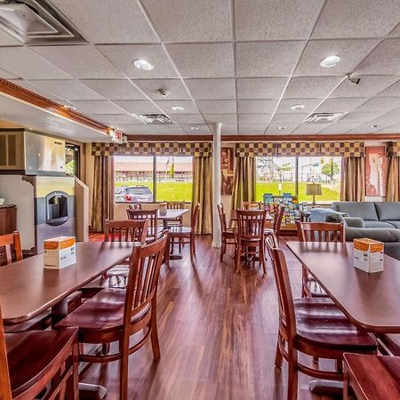 劳雷尔山依可诺小屋酒店 外观 照片